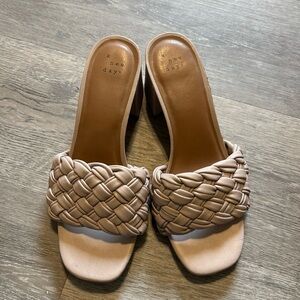 Lavender braided heels